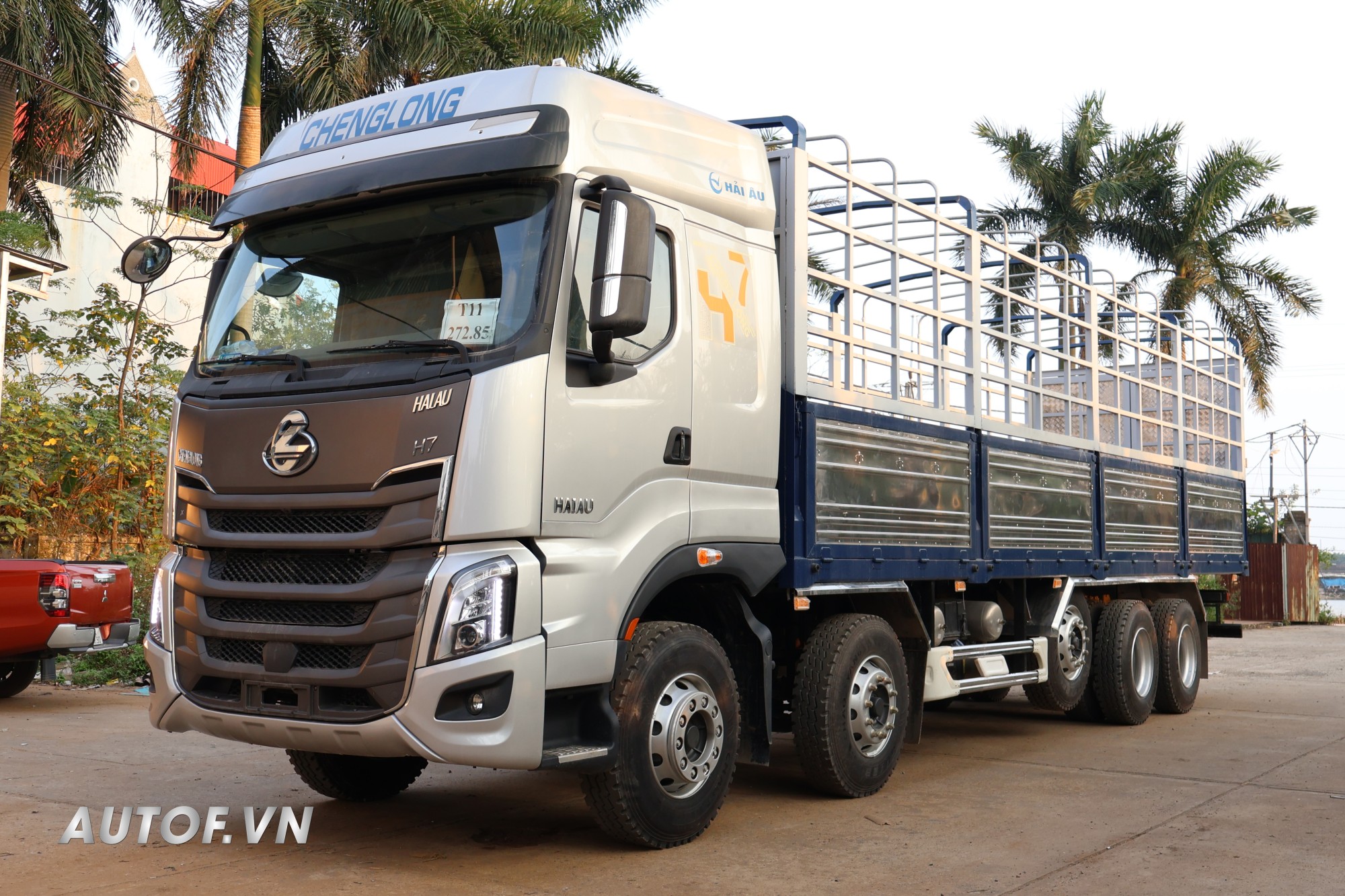 xe tai 5 chan chenglong h7 360hp